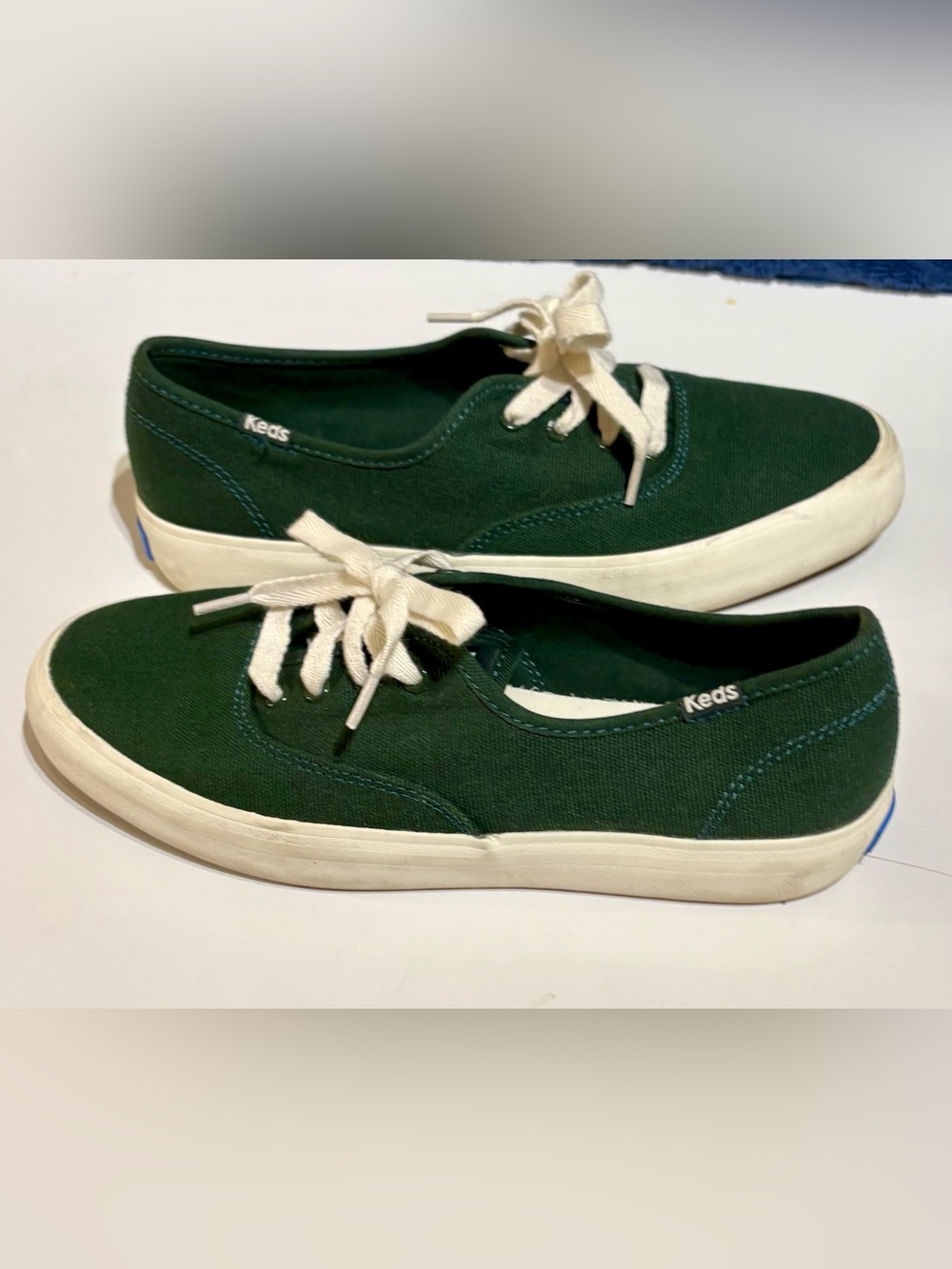 Keds Women’s Pointe Canvas Sneakers in Dark Green with Cream Laces - Picture 3 of 4